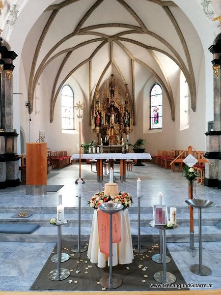 Kirche Nenzing Vorarlberg Trauerfeier Beerdigung Verabschiedung Musik Kirche Solomusikerin Sängerin mit Gitarre www.trauer-musik.at www.gesangundgitarre.at Gesang Gitarre Yvonne Brugger Trauersängerin Kirchensängerin Kirche Trauerfeier Beerdigung Verabschiedung Vorarlberg Musik Kirche Sängerin mit Gitarre www.trauer-musik.at www.gesangundgitarre.at Gesang Gitarre Yvonne Brugger Trauersängerin Kirchensängerin