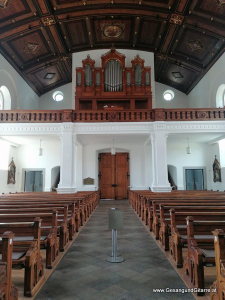 Kirche Lauterach Vorarlberg Trauerfeier Beerdigung Verabschiedung Musik Kirche Solomusikerin Sängerin mit Gitarre www.trauer-musik.at www.gesangundgitarre.at Gesang Gitarre Yvonne Brugger Trauersängerin Kirchensängerin Kirche Trauerfeier Beerdigung Verabschiedung Vorarlberg Musik Kirche Sängerin mit Gitarre www.trauer-musik.at www.gesangundgitarre.at Gesang Gitarre Yvonne Brugger Trauersängerin Kirchensängerin