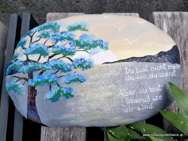 Kirche Lauterach Vorarlberg Trauerfeier Beerdigung Verabschiedung Musik Kirche Solomusikerin Sängerin mit Gitarre www.trauer-musik.at www.gesangundgitarre.at Gesang Gitarre Yvonne Brugger Trauersängerin Kirchensängerin Kirche Trauerfeier Beerdigung Verabschiedung Vorarlberg Musik Kirche Sängerin mit Gitarre www.trauer-musik.at www.gesangundgitarre.at Gesang Gitarre Yvonne Brugger Trauersängerin Kirchensängerin