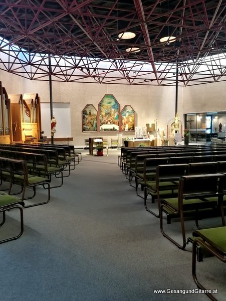 Kirche Lustenau Guthirtenkirche Vorarlberg Verabschiedung Trauerfeier Beerdigung Verabschiedung Totenwache Musik Kirche Solomusikerin Sängerin mit Gitarre www.trauer-musik.at www.gesangundgitarre.at Gesang Gitarre Yvonne Brugger Trauersängerin Kirchensängerin Kirche Trauerfeier Beerdigung Verabschiedung Vorarlberg Musik Kirche Sängerin mit Gitarre www.trauer-musik.at www.gesangundgitarre.at Gesang Gitarre Yvonne Brugger Trauersängerin Kirchensängerin