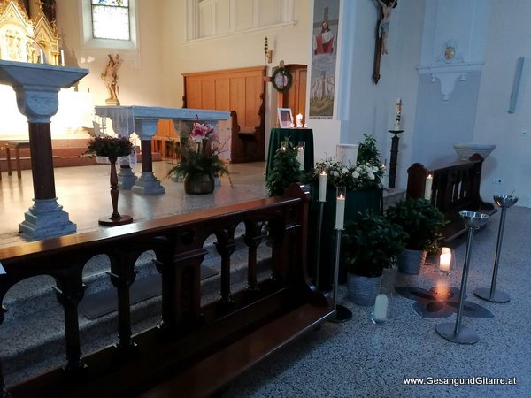 Kirche Feldkirch Gisingen Vorarlberg Verabschiedung Trauerfeier Beerdigung Verabschiedung Totenwache Musik Kirche Solomusikerin Sängerin mit Gitarre www.trauer-musik.at www.gesangundgitarre.at Gesang Gitarre Yvonne Brugger Trauersängerin Kirchensängerin Kirche Trauerfeier Beerdigung Verabschiedung Vorarlberg Musik Kirche Sängerin mit Gitarre www.trauer-musik.at www.gesangundgitarre.at Gesang Gitarre Yvonne Brugger Trauersängerin Kirchensängerin