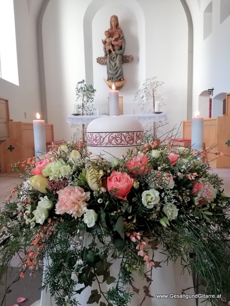 Franziskaner Kirche Bludenz Vorarlberg Verabschiedung Trauerfeier Beerdigung Verabschiedung Totenwache Musik Kirche Solomusikerin Sängerin mit Gitarre www.trauer-musik.at www.gesangundgitarre.at Gesang Gitarre Yvonne Brugger Trauersängerin Kirchensängerin Kirche Trauerfeier Beerdigung Verabschiedung Vorarlberg Musik Kirche Sängerin mit Gitarre www.trauer-musik.at www.gesangundgitarre.at Gesang Gitarre Yvonne Brugger Trauersängerin Kirchensängerin