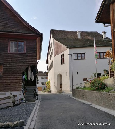 Sängerin Hochzeitssängerin Solosängerin Musikerin GesangundGitarre Yvonne Brugger Vorarlberg Trauung Hochzeit Standesamt Musik Balgach Schweiz