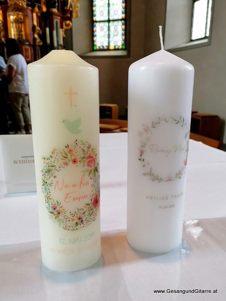 Mäder Taufsängerin Sängerin mit Gitarre Taufe Musik Taufmusik Bodensee Musikerin Gitarre Gesang Kirche Taufsängerin Meiningen Vorarlberg www.gesangundgitarre.at Gesang Gitarre Yvonne Brugger