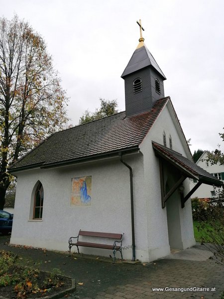 Taufe Höchst Kapelle Kirche Taufsängerin Sängerin mit Gitarre Taufe Musik Taufmusik Bodensee Musikerin Gitarre Gesang Kirche Taufsängerin Vorarlberg www.gesangundgitarre.at Gesang Gitarre Yvonne BruggerTaufe Höchst Kapelle Kirche Taufsängerin Sängerin mit Gitarre Taufe Musik Taufmusik Bodensee Musikerin Gitarre Gesang Kirche Taufsängerin Vorarlberg www.gesangundgitarre.at Gesang Gitarre Yvonne Brugger