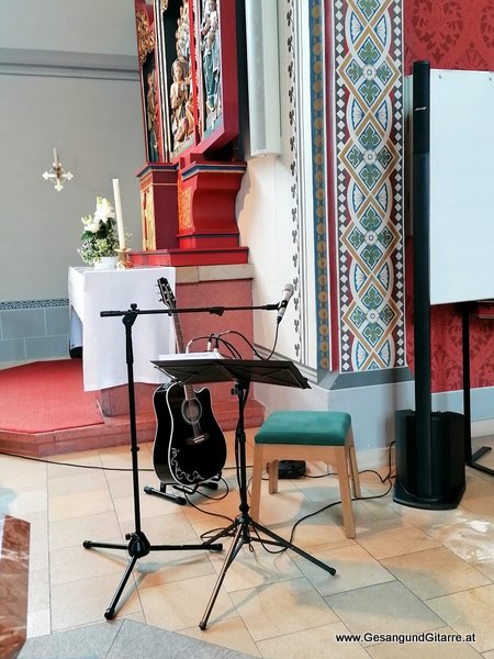 Kirche St. Margrethen Schweiz Vorarlberg Trauerfeier Beerdigung Verabschiedung Musik Kirche Solomusikerin Sängerin mit Gitarre www.trauer-musik.at www.gesangundgitarre.at Gesang Gitarre Yvonne Brugger Trauersängerin Kirchensängerin Kirche Trauerfeier Beerdigung Verabschiedung Vorarlberg Musik Kirche Trauersängerin Sängerin mit Gitarre www.trauer-musik.at www.gesangundgitarre.at Gesang Gitarre Yvonne Brugger Trauersängerin Kirchensängerin