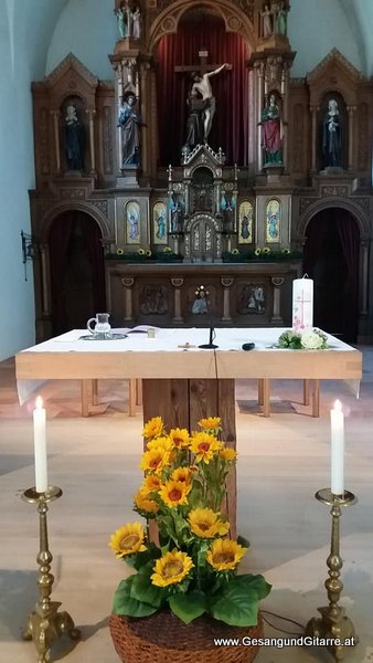Sängerin Taufe Musik Untermalung Begleitung Kirche Vorarlberg