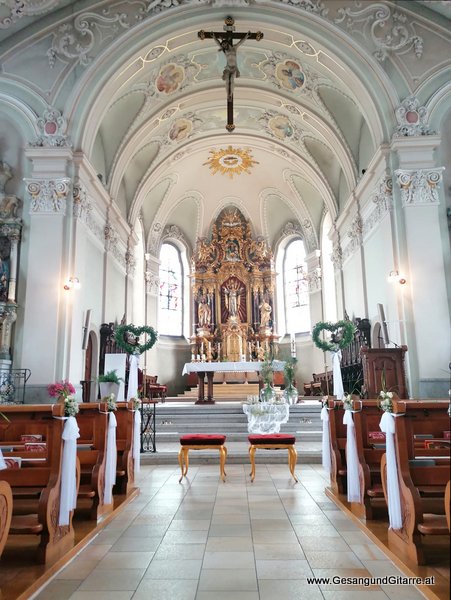 Hochzeitssängerin Höchst Musik Sängerin Hochzeitssängerin Hochzeit Trauung Vorarlberg Kirche www.gesangundgitarre.at Gesang Gitarre Yvonne Brugger